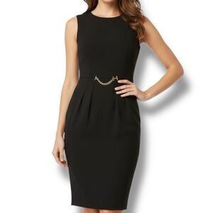 Halston Women’s NWT Blk Sleeveless Scuba Crepe Sheath Dress w/ Gold Chain Size 4